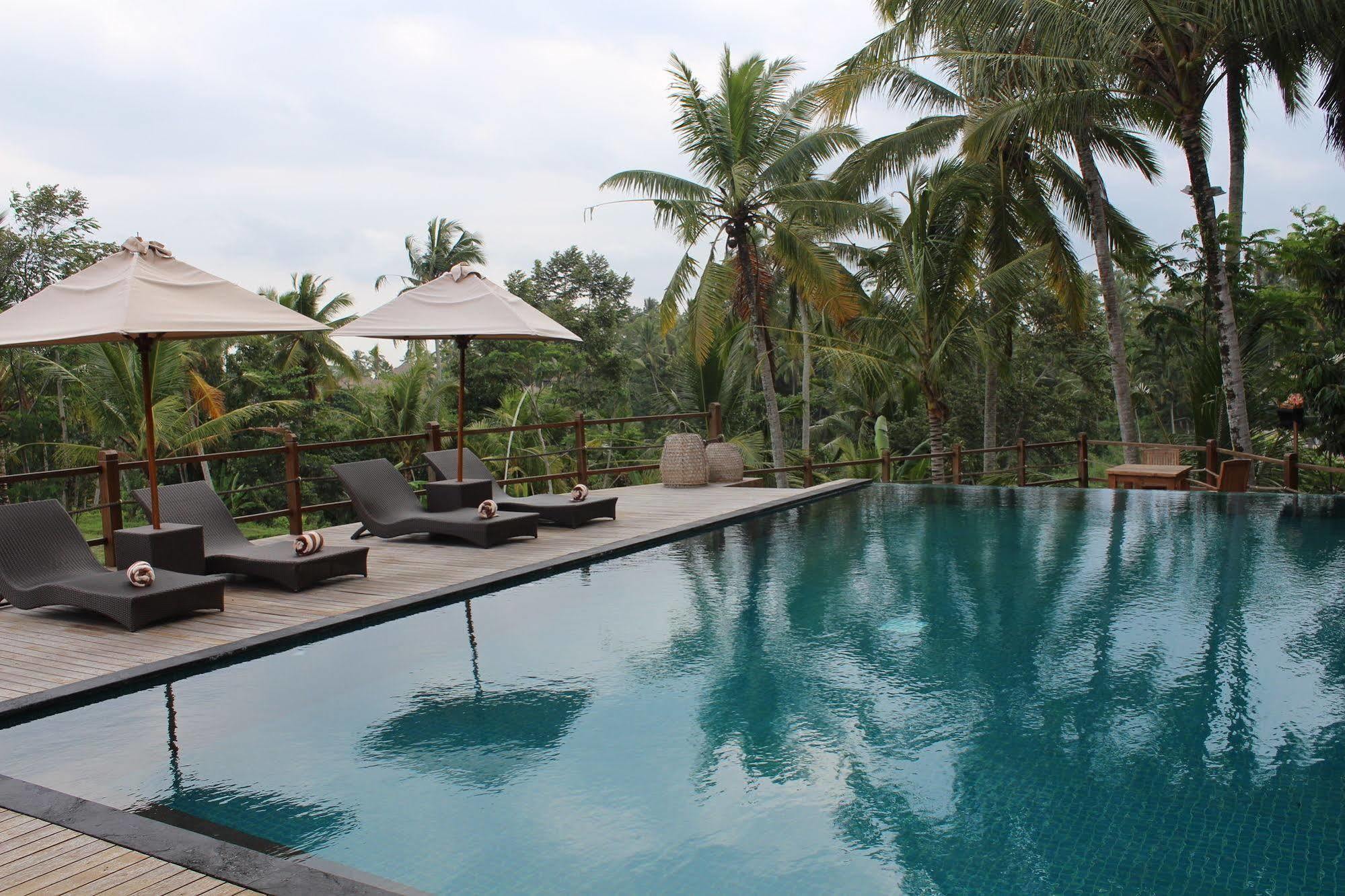 Manyi Village Ubud Exterior photo